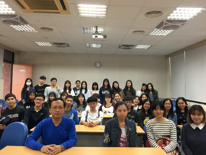 2017/1/11珠海專班投資模擬競賽 成果發表會圖片